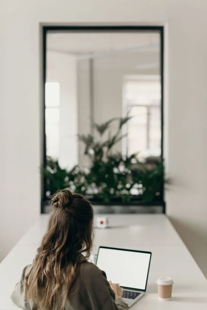 The Key Differences Between CIO VS CTO in 2024 3 pexels cottonbro 4065624